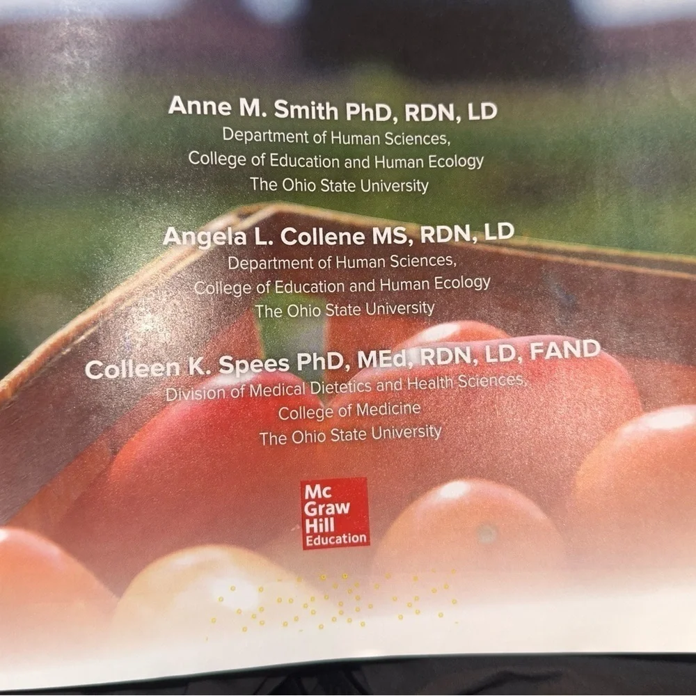 Wardlaw’s Contemporary Nutrition, 11th Edition – International Student Edition